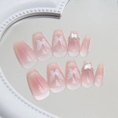 10 hand-made nails,24nailkit,30nailkit,ABS acrylic press on nails,M handmadenails,Oval nails,brand nails,cat eye nails,champagneglazednails,christmasnails,chromenails,chromenailspresson,crystal hand-made nails,custom press on nails,daisynails,frenchtipnails,frenchtipsquarenails,gel nails,gelpolishnails,glamnails,glossynails,long solid color nails,long stiletto nails,luxury hand-made nails,manicure,medium ballerina nails,medium square nails,nail art,nails acrylic,nails acrylic press ons,nails and blinks,nails and spa,nails at home,nails box organizer case,nails buffer